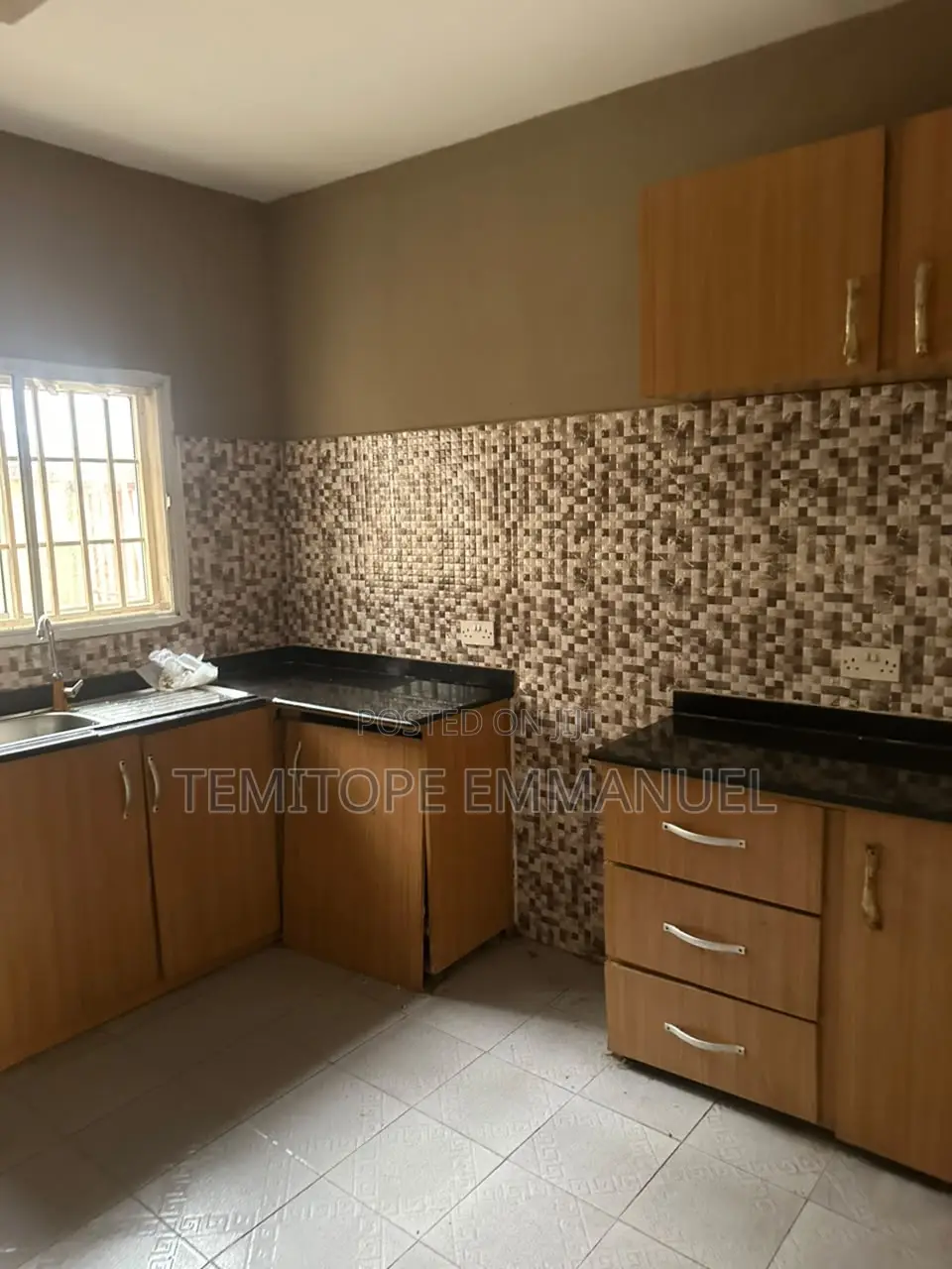 Furnished 2bdrm Apartment in Akowonjo for rent