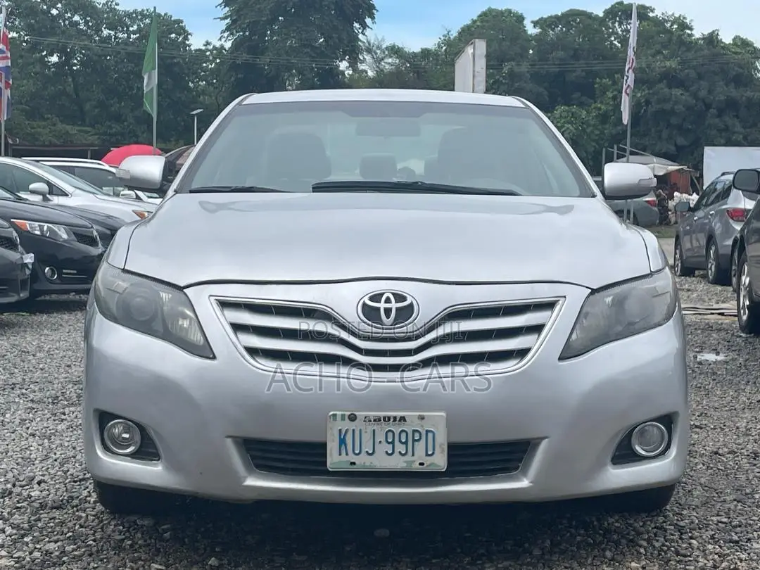 Toyota Camry 2008 Silver