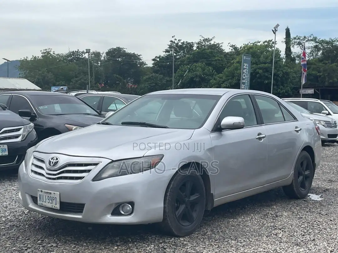 Toyota Camry 2008 Silver
