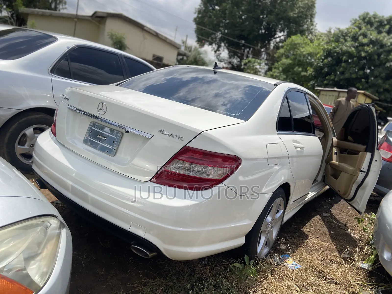 Mercedes-Benz C300 Luxury Sedan AWD (3.0L 6cyl 7A) 2008 White