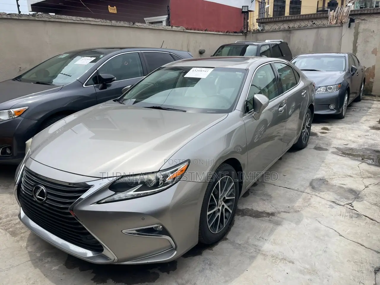 Lexus ES 350 FWD 2017 Gold