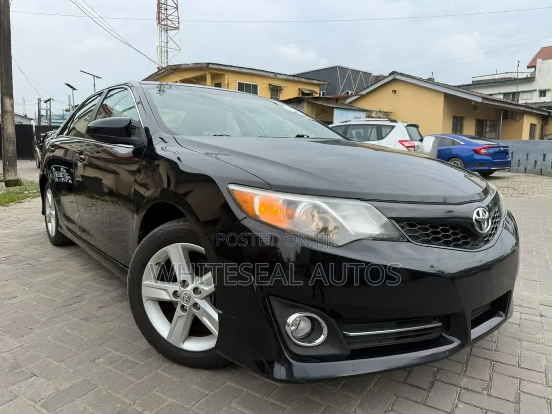 Toyota Camry SE Sport 4dr Sedan (2.5L 4cyl 6A) 2014 Black