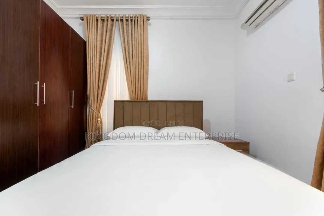 Furnished 2bdrm Apartment in Lekki Phase 1 for rent