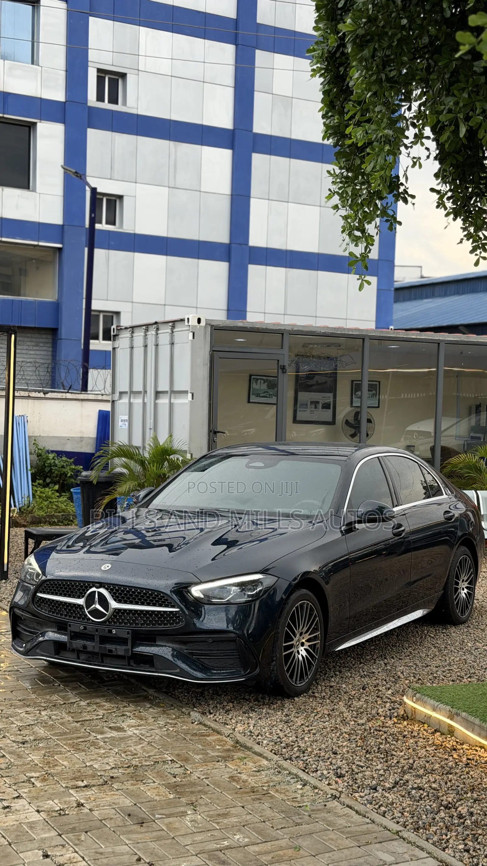 Mercedes-Benz C-Class 2024