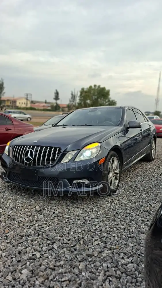 Mercedes-Benz E350 Base 4Matic Sedan AWD (3.5L 6cyl 7A) 2011 Blue