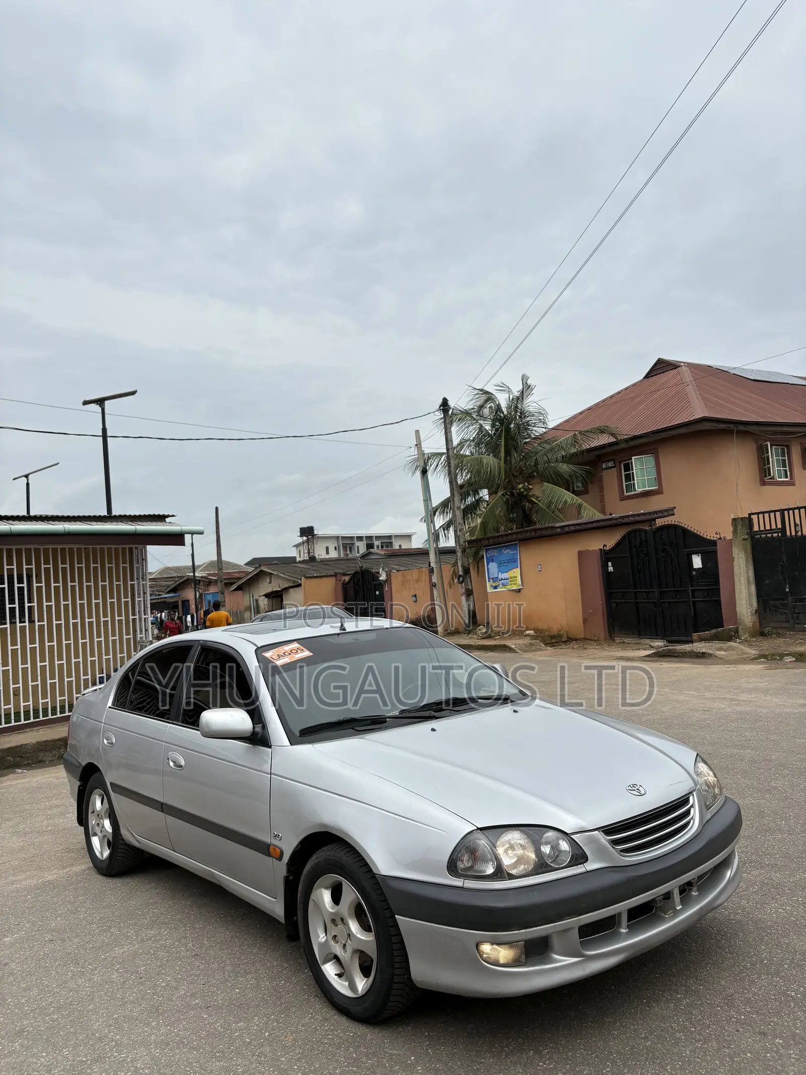 Toyota Avensis 2.0 Sedan Automatic 2003 Silver
