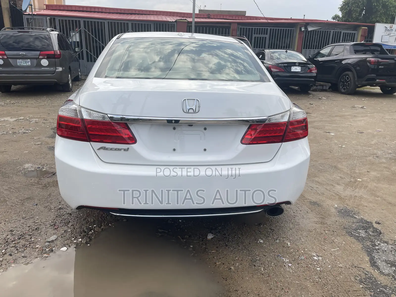 Honda Accord EX-L 4dr Sedan w/Navigation (2.4L 4cyl CVT) 2014 White