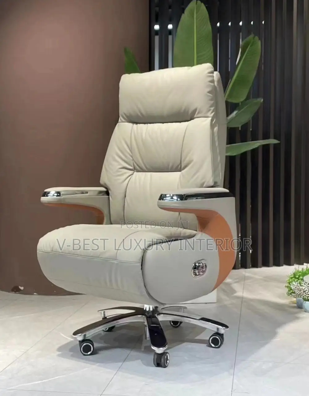 Luxury Massage Executive Office Chair – Work in Total Comfort