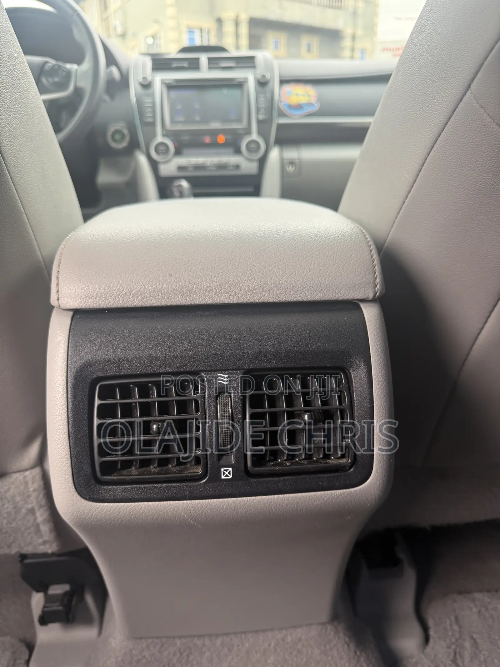 Toyota Camry XLE 4dr Sedan (2.5L 4cyl 6A) 2014 Gray