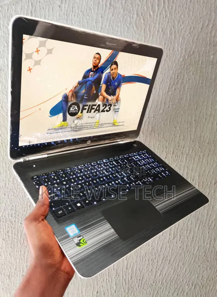 Laptop HP Pavilion 15 8GB Intel Core i7 HDD+SSD 1T