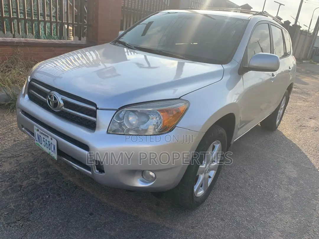 Toyota RAV4 2008 Silver