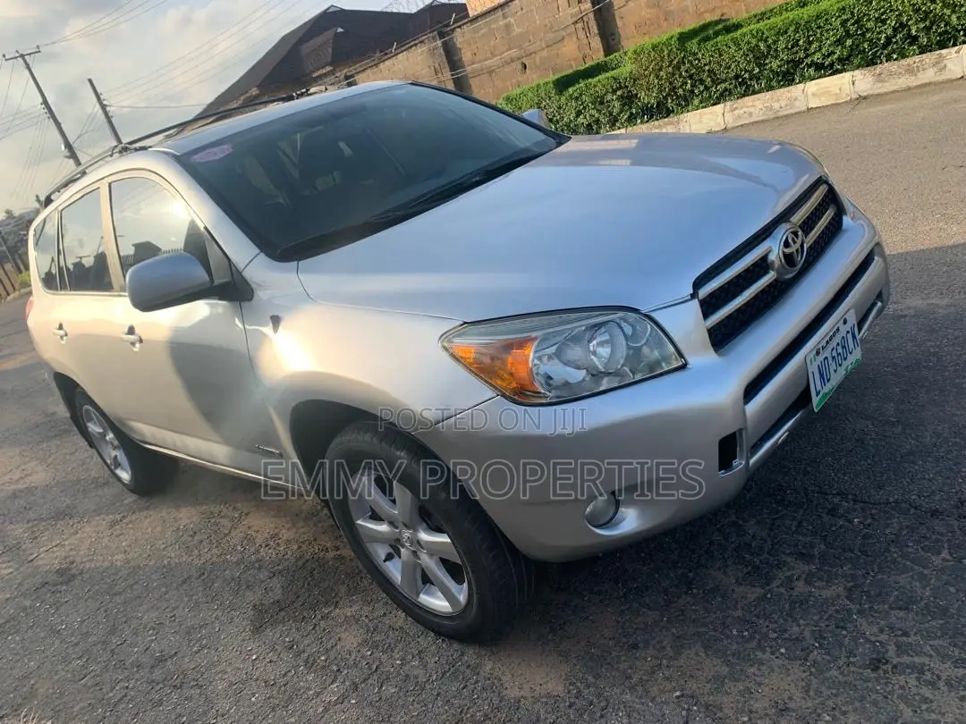 Toyota RAV4 2008 Silver