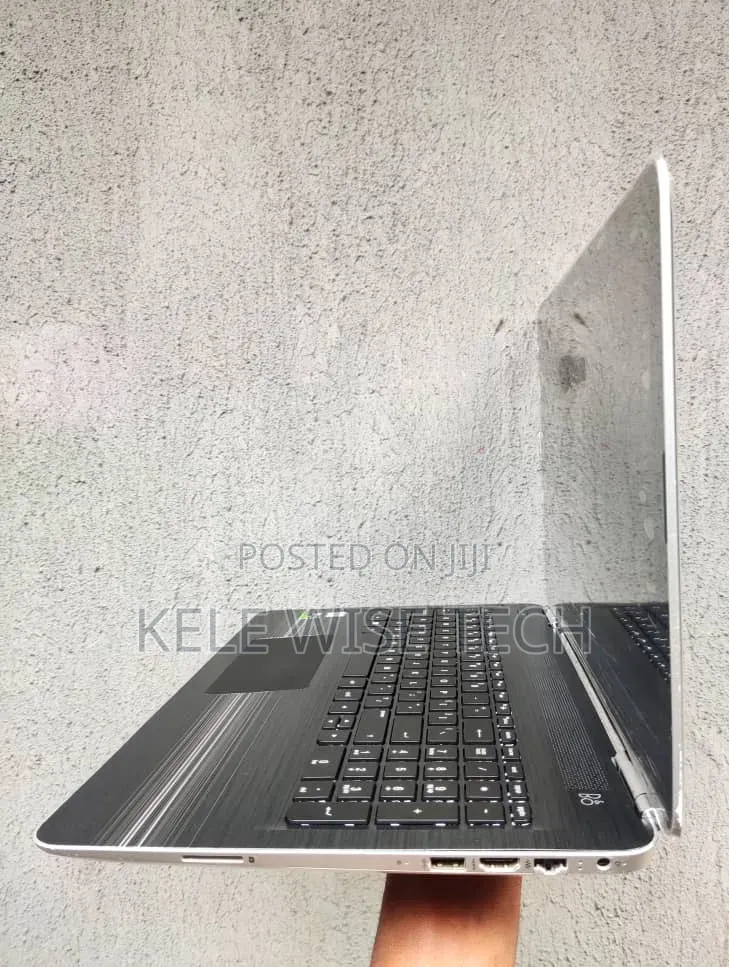 Laptop HP Pavilion 15 8GB Intel Core i7 HDD+SSD 1T
