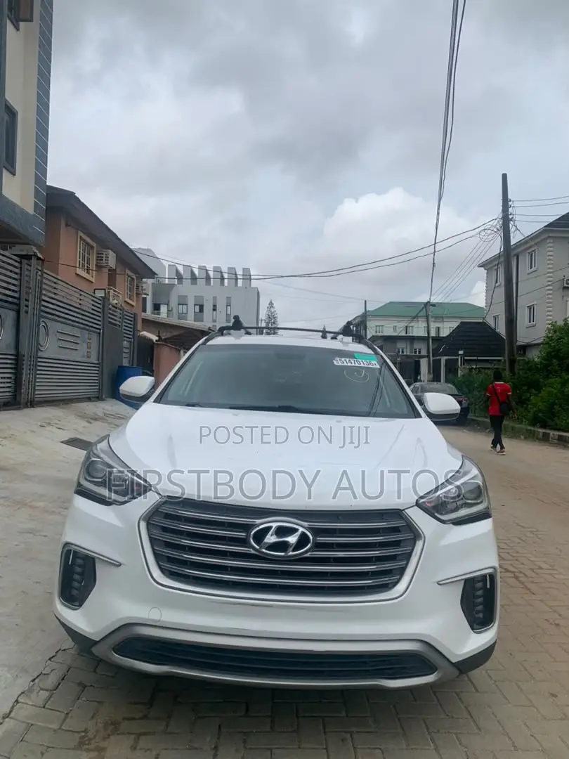 Hyundai Santa Fe 2017 White