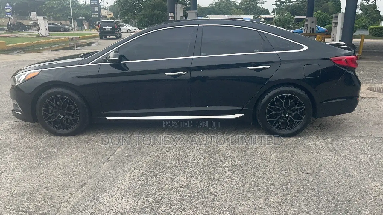 Hyundai Sonata Limited w/Brown Leather PZEV 4dr Sedan (2.4L 4cyl 6A)