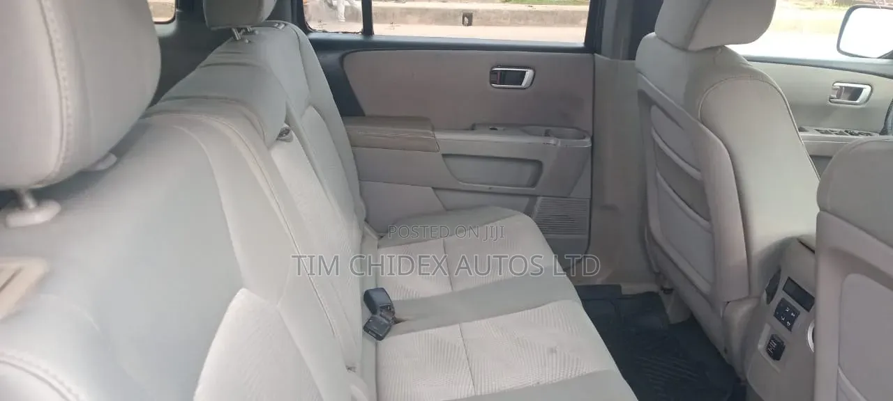 Honda Pilot 2012 Gray