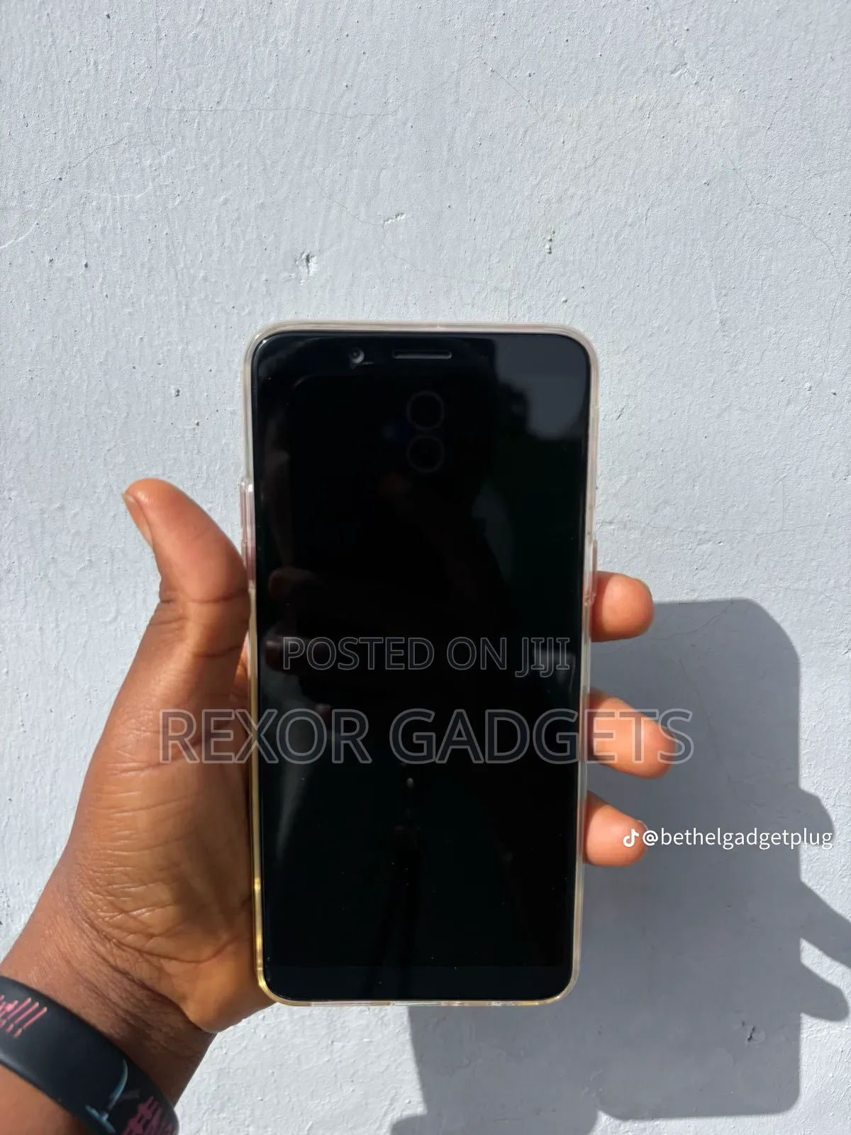 New Oppo A36 256 GB Orange