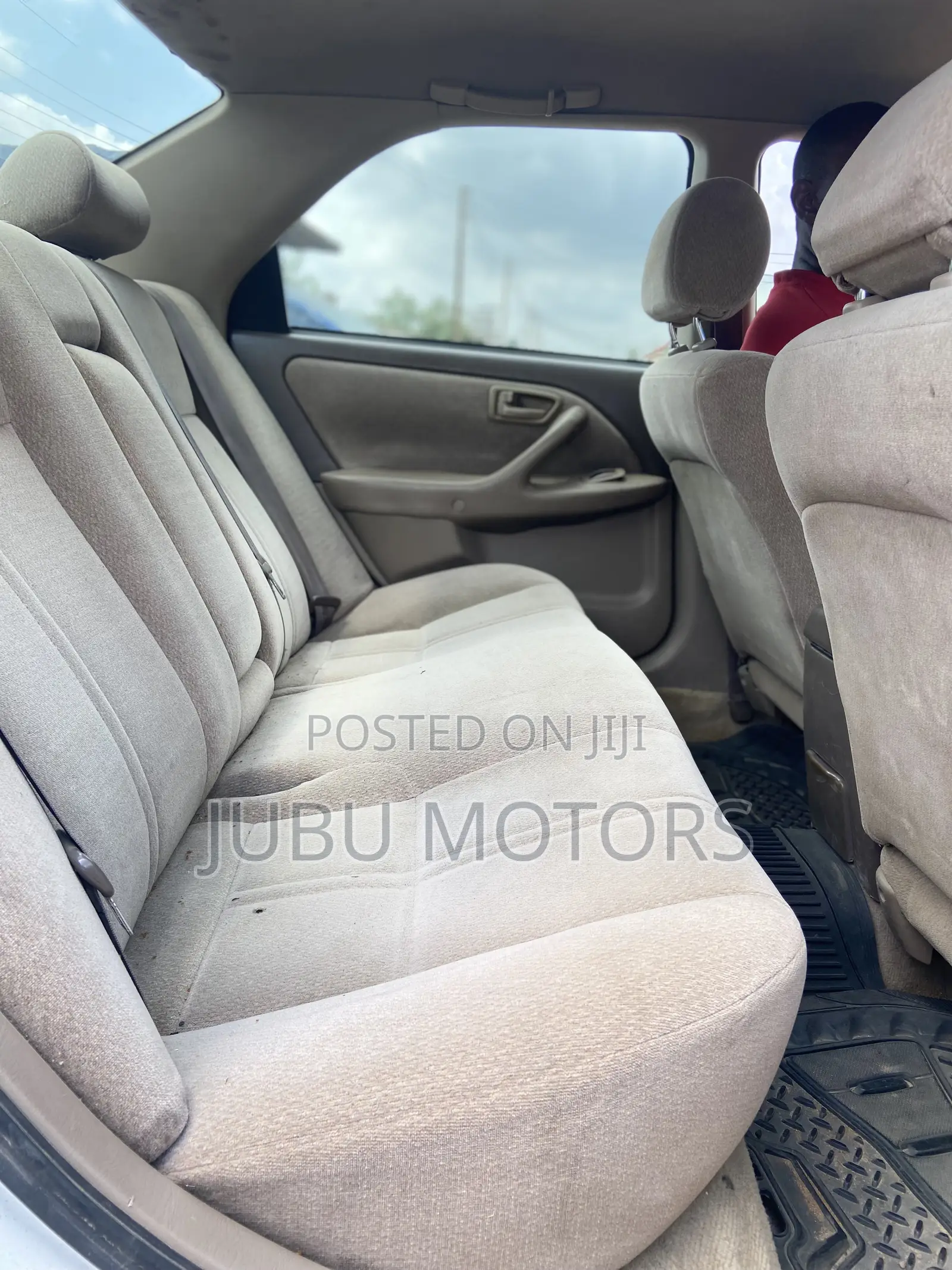 Toyota Camry CE 4dr Sedan (2.2L 4cyl 4A) 2000 White