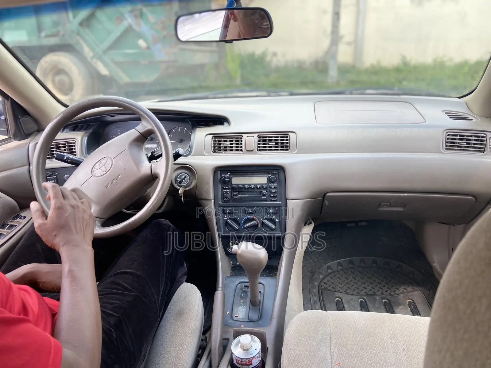 Toyota Camry CE 4dr Sedan (2.2L 4cyl 4A) 2000 White