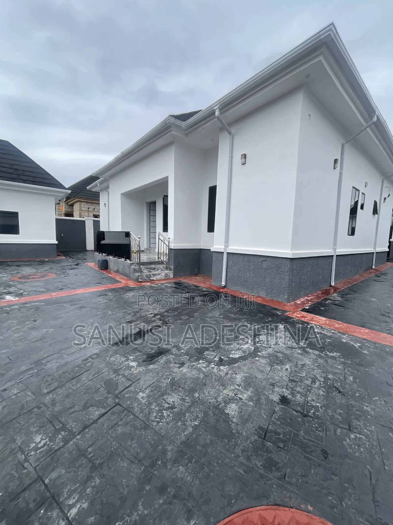 4bdrm Bungalow in Gwarimpa Estate By, Gwarinpa for sale