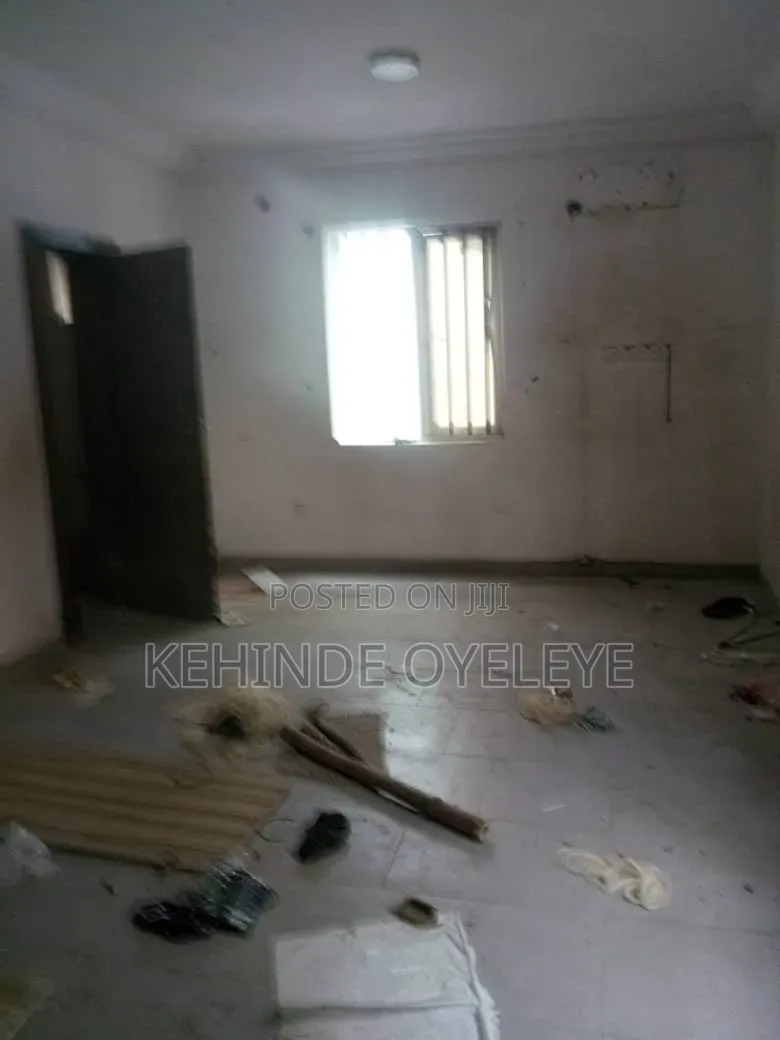 4bdrm House in Ilasan Estate for rent