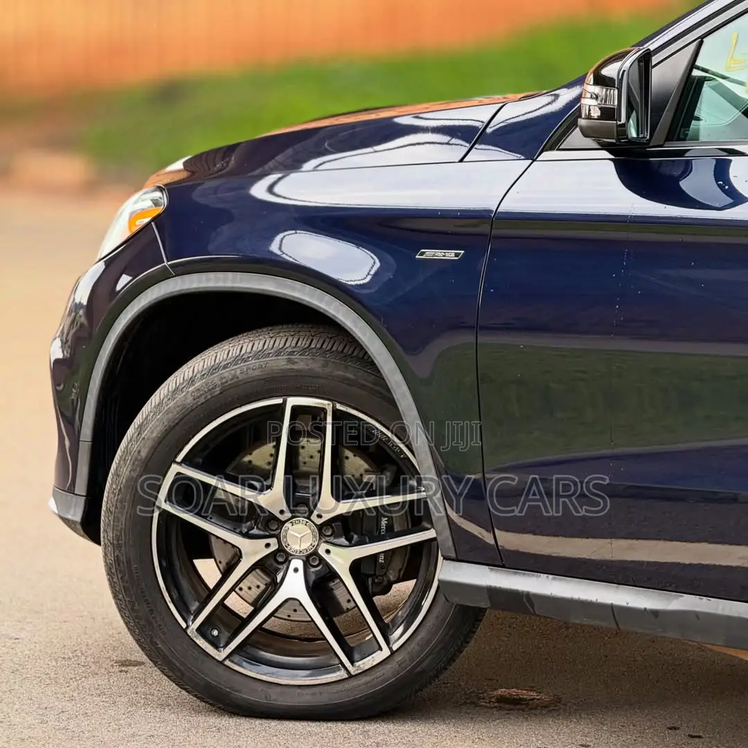Mercedes-Benz GLE-Class 2016 Blue