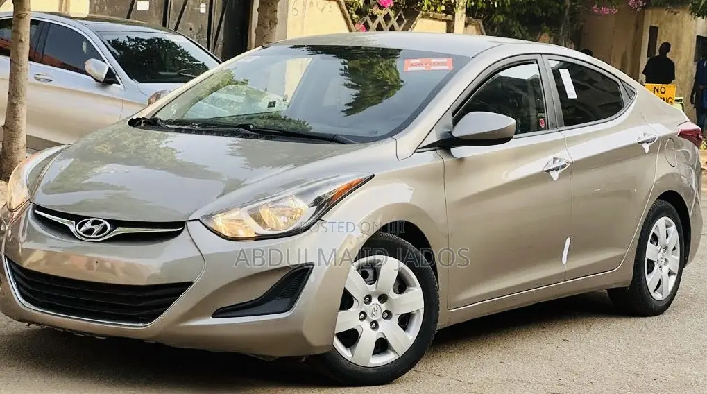 Hyundai Elantra 2015 Brown