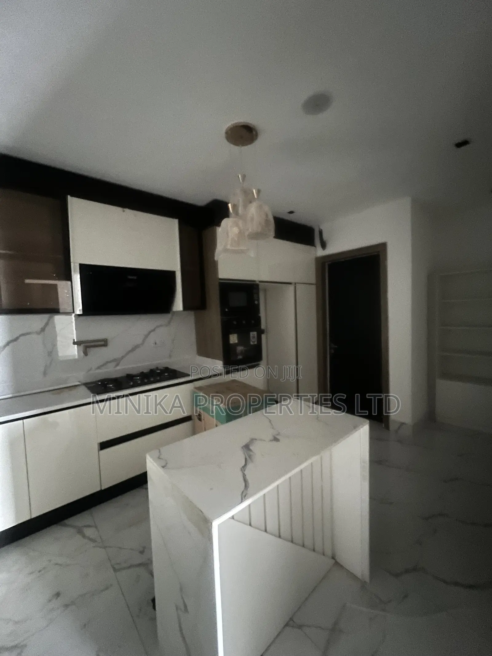 2bdrm Apartment in Phase 1 for sale