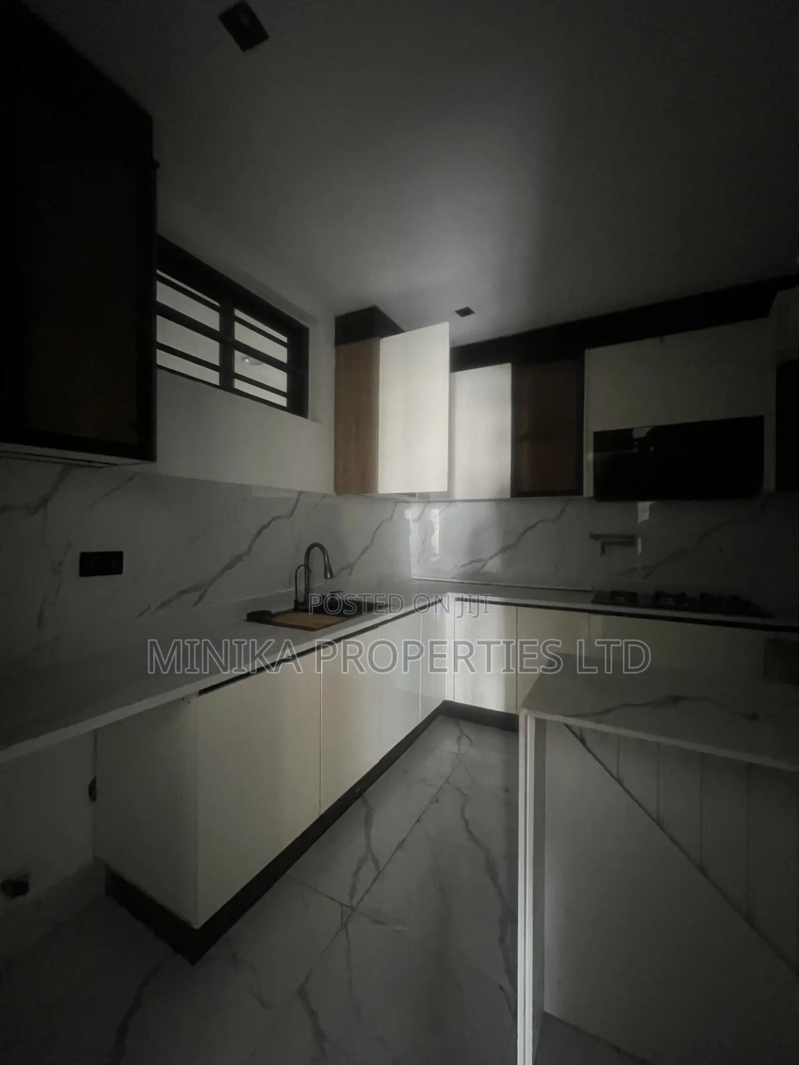 2bdrm Apartment in Phase 1 for sale