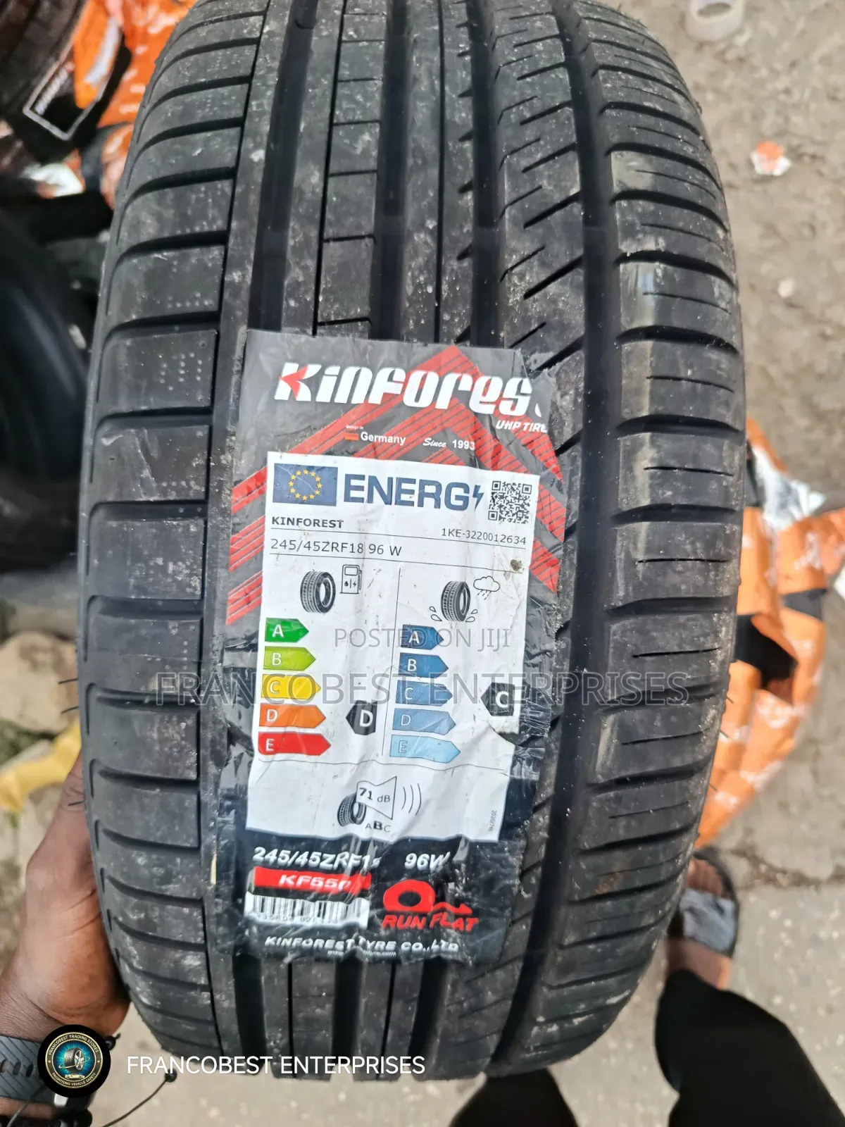 245/45r18 Kinforest Run on Flat Tire