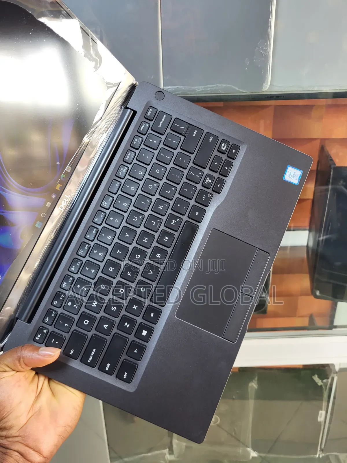 Laptop Dell Latitude 7400 8GB Intel Core i5 SSD 256GB