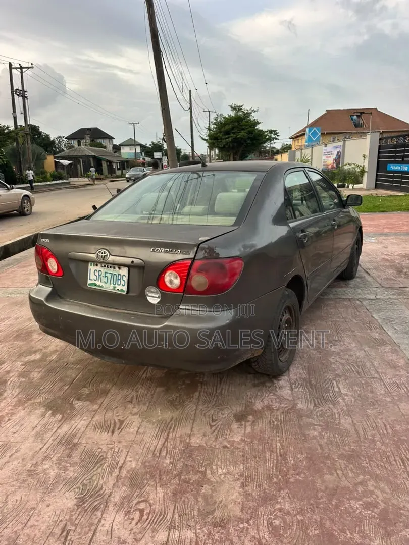 Toyota Corolla 2007 Gray