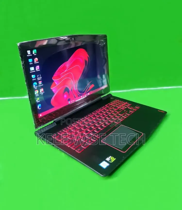 Laptop Lenovo Legion Y520 16GB Intel Core i7 HDD+SSD 1T