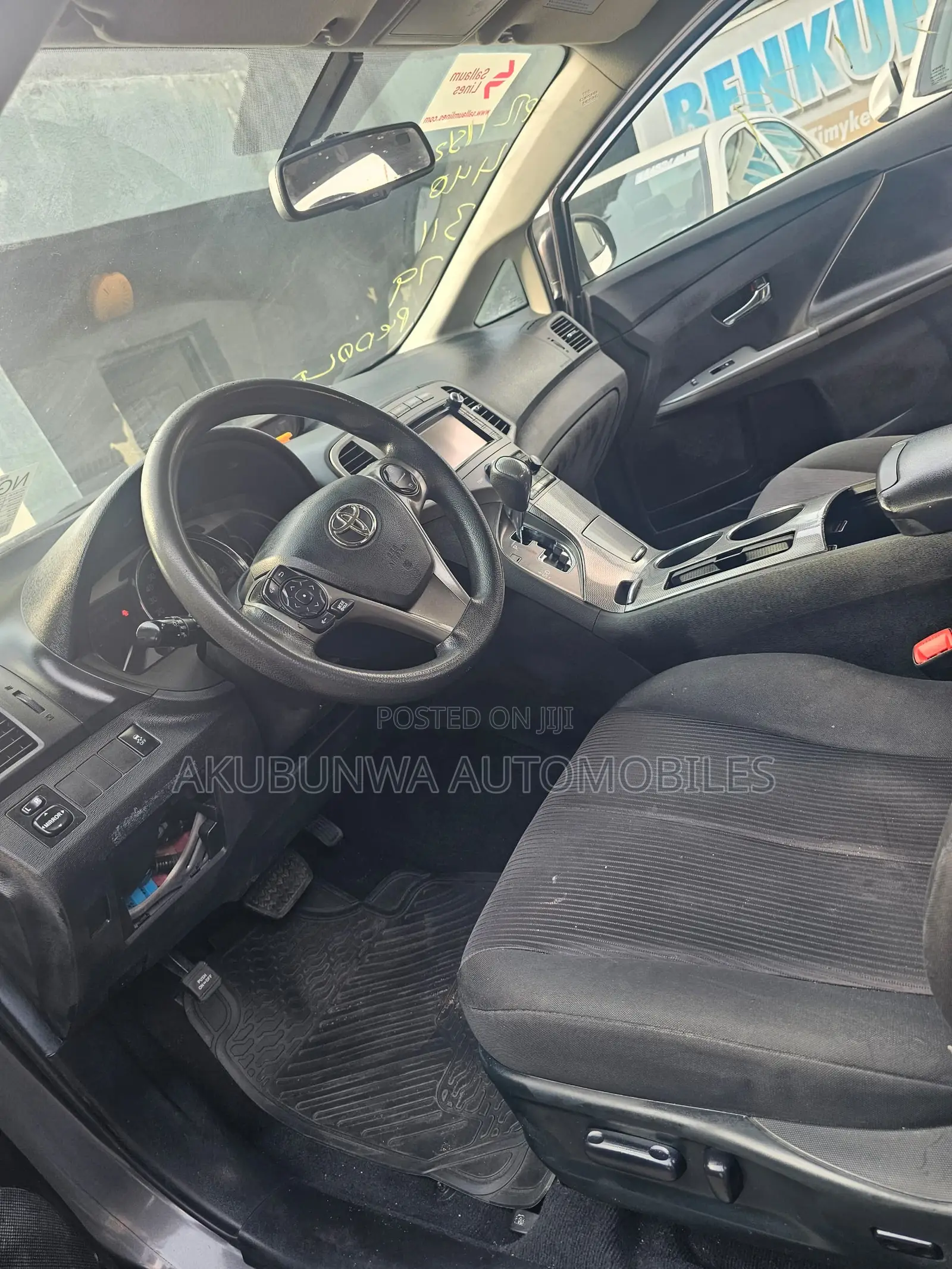 Toyota Venza LE FWD 2013 Gray