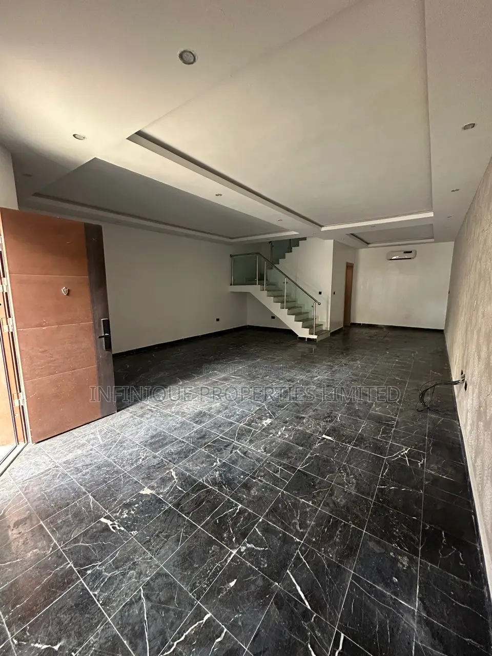 4bdrm Townhouse / Terrace in Ikoyi for rent