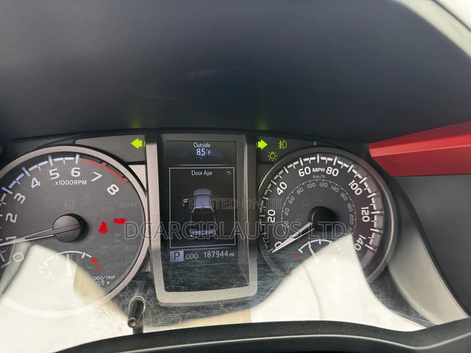 Toyota Tacoma 2017 Orange