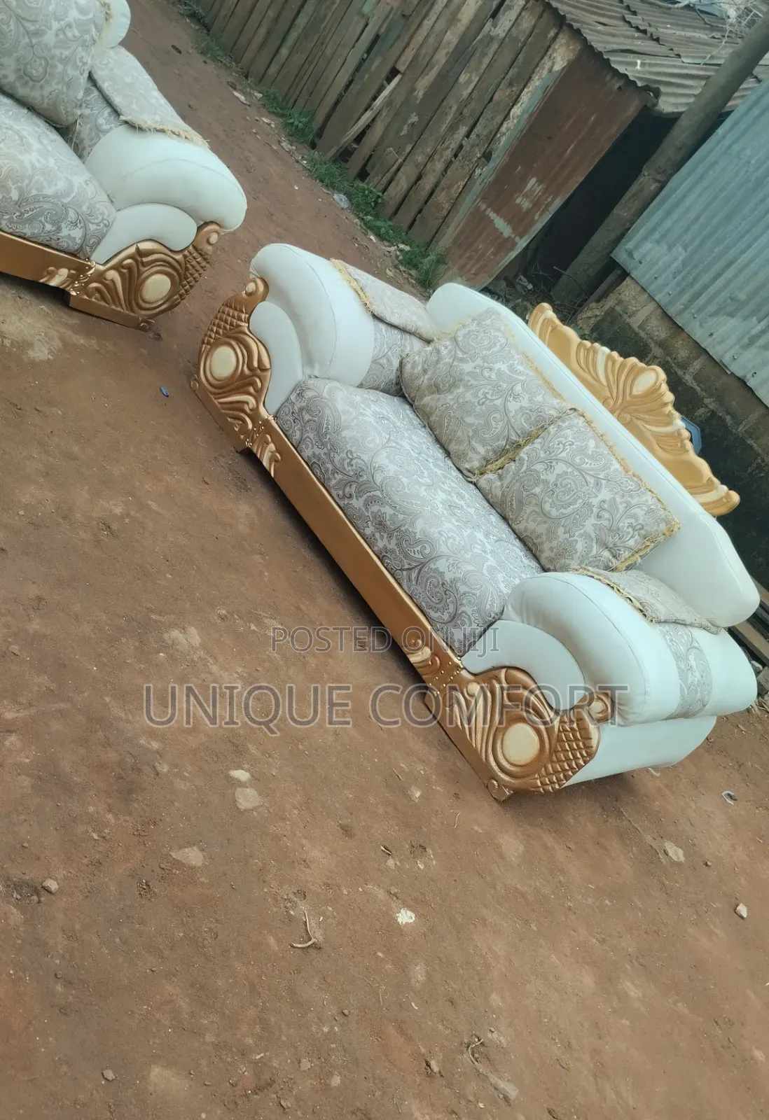 Imported Executive 7 Seaters Royal Sofa Set With Throw Pillows