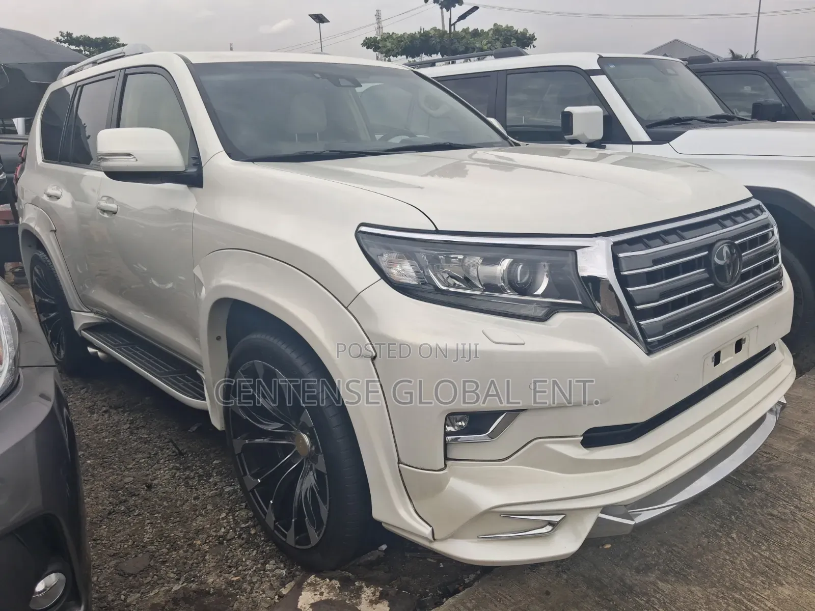 Toyota Land Cruiser Prado 2023 White
