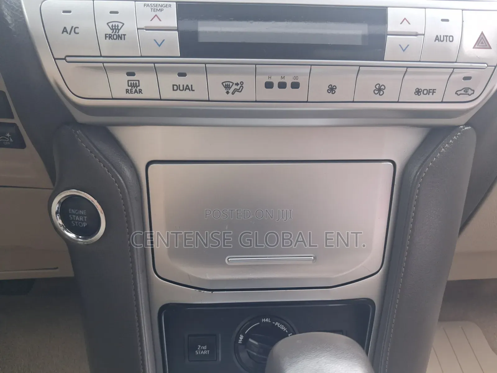 Toyota Land Cruiser Prado 2023 White
