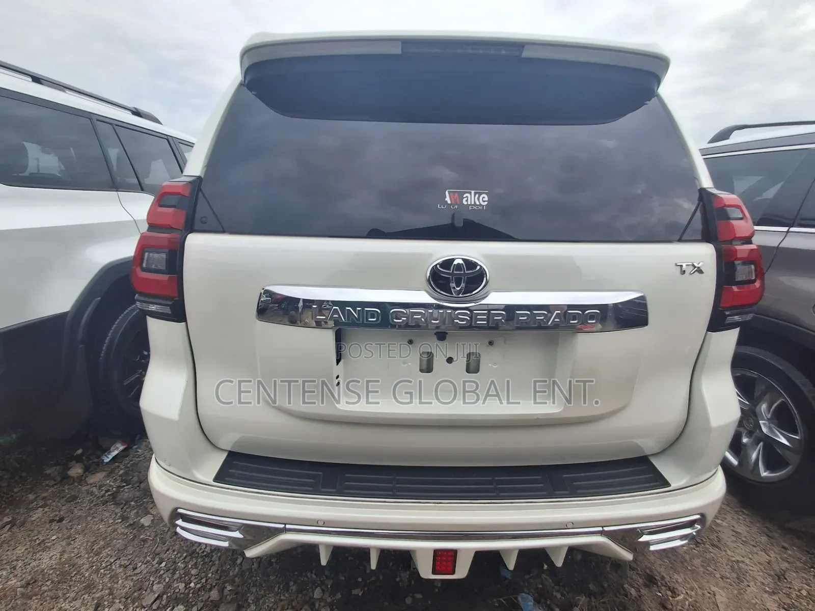 Toyota Land Cruiser Prado 2023 White
