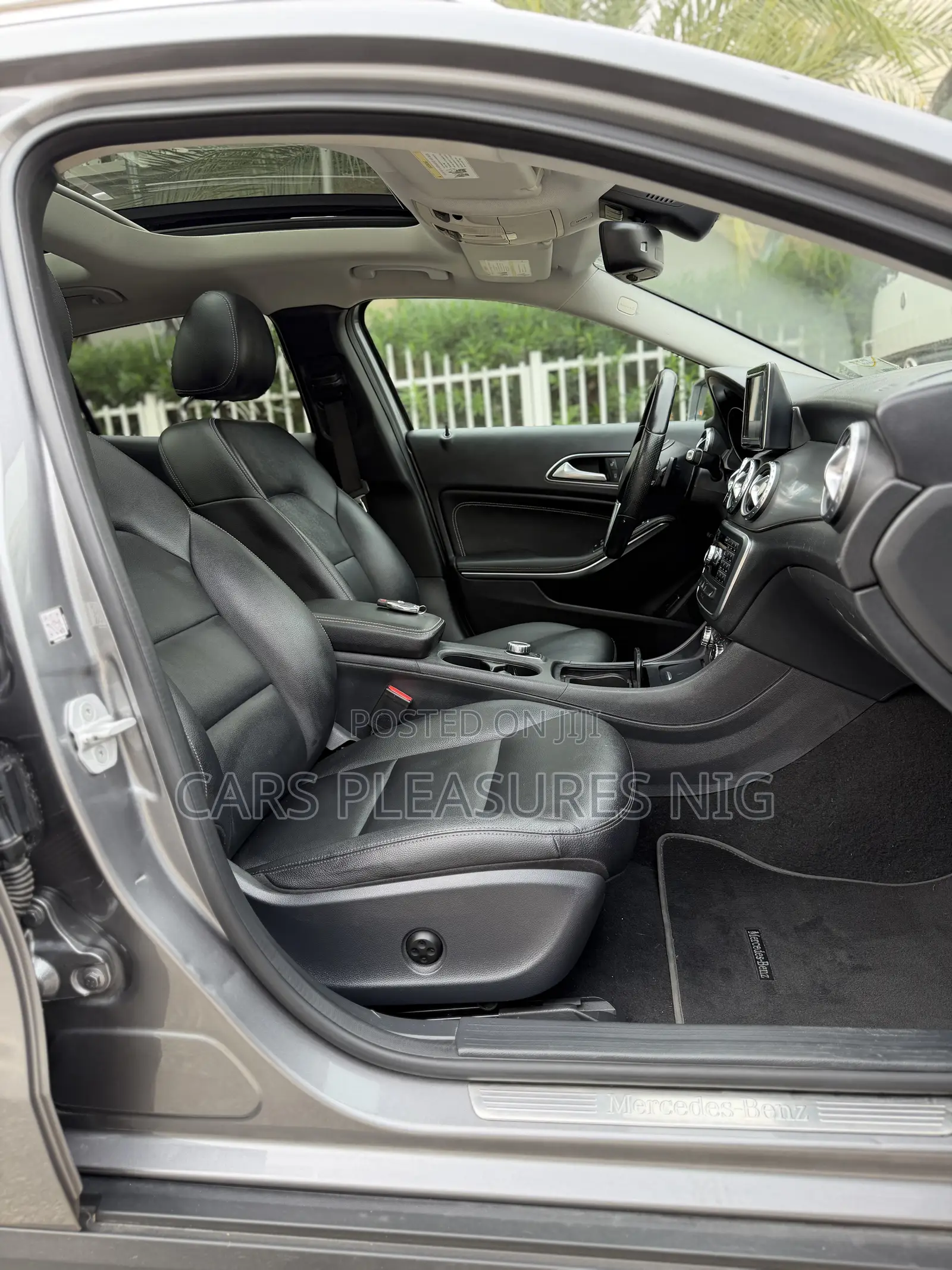 Mercedes-Benz GLA 250 2016 Gray