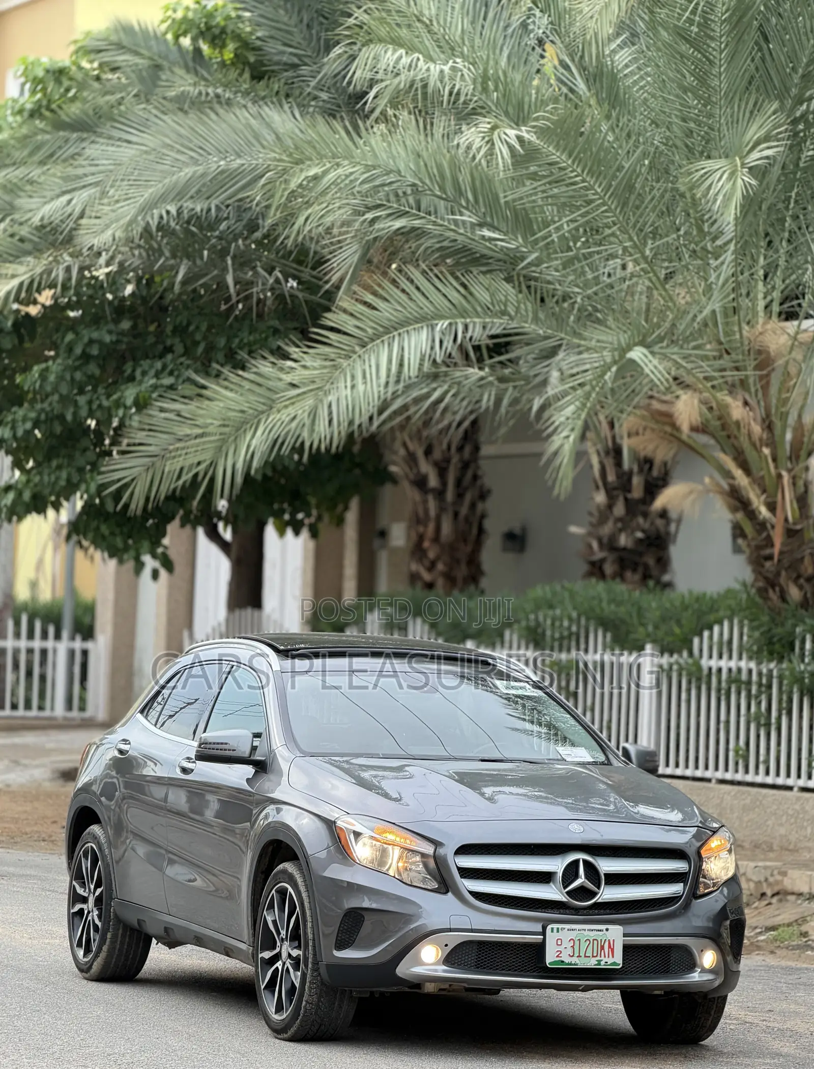 Mercedes-Benz GLA 250 2016 Gray