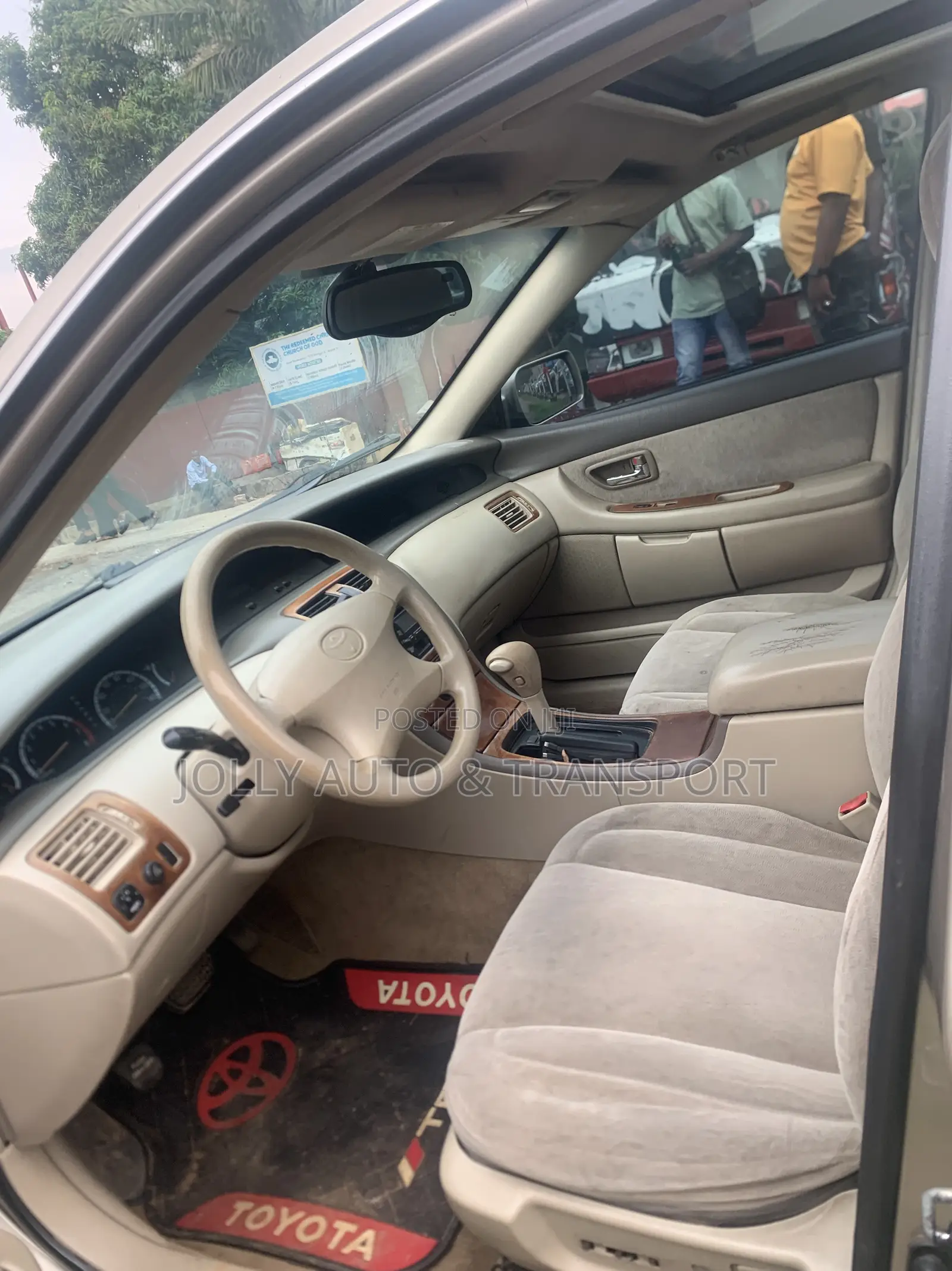 Toyota Avalon XLS w/Bucket Seats 2002 Gold