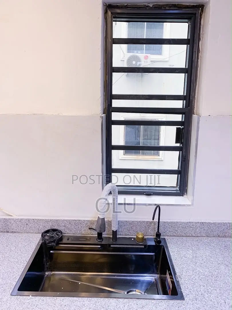 Furnished 2bdrm Block of Flats in Yaba Lagos, Alagomeji for sale
