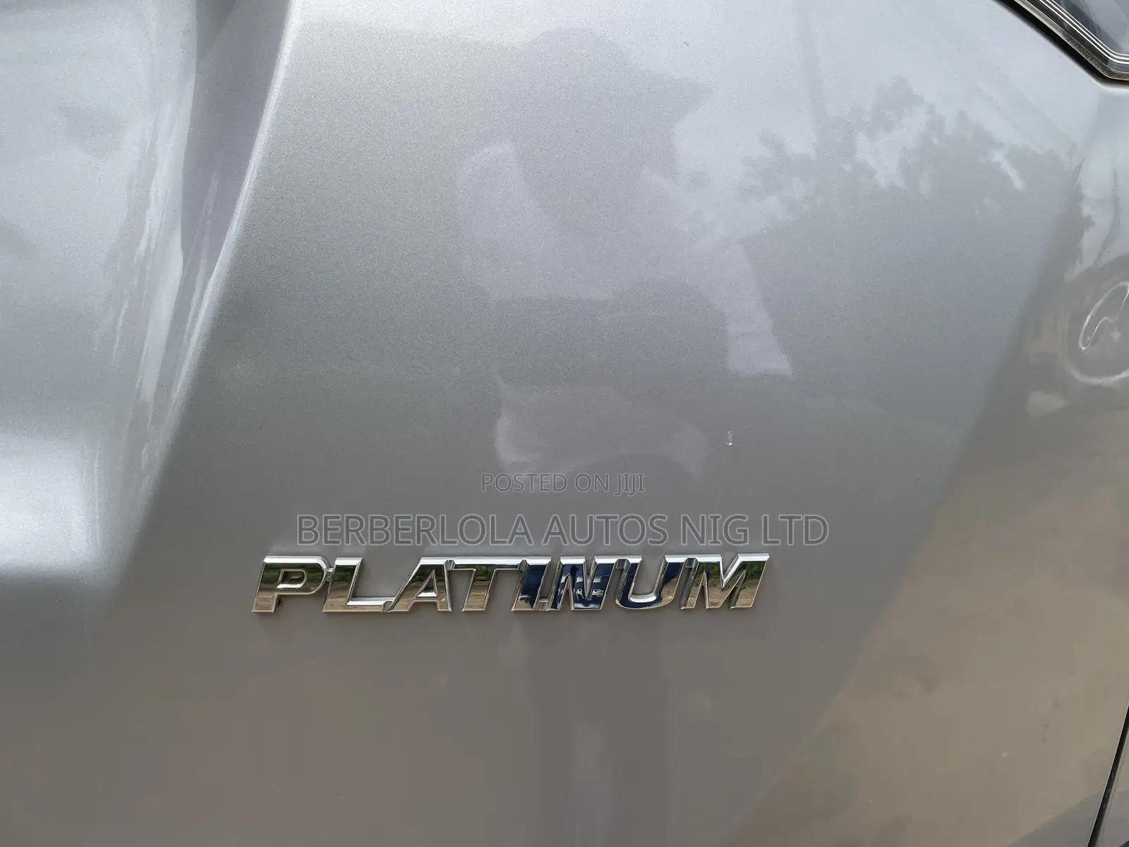 Toyota RAV4 Platinum 4dr SUV (2.5L 4cyl 6A) 2018 Silver