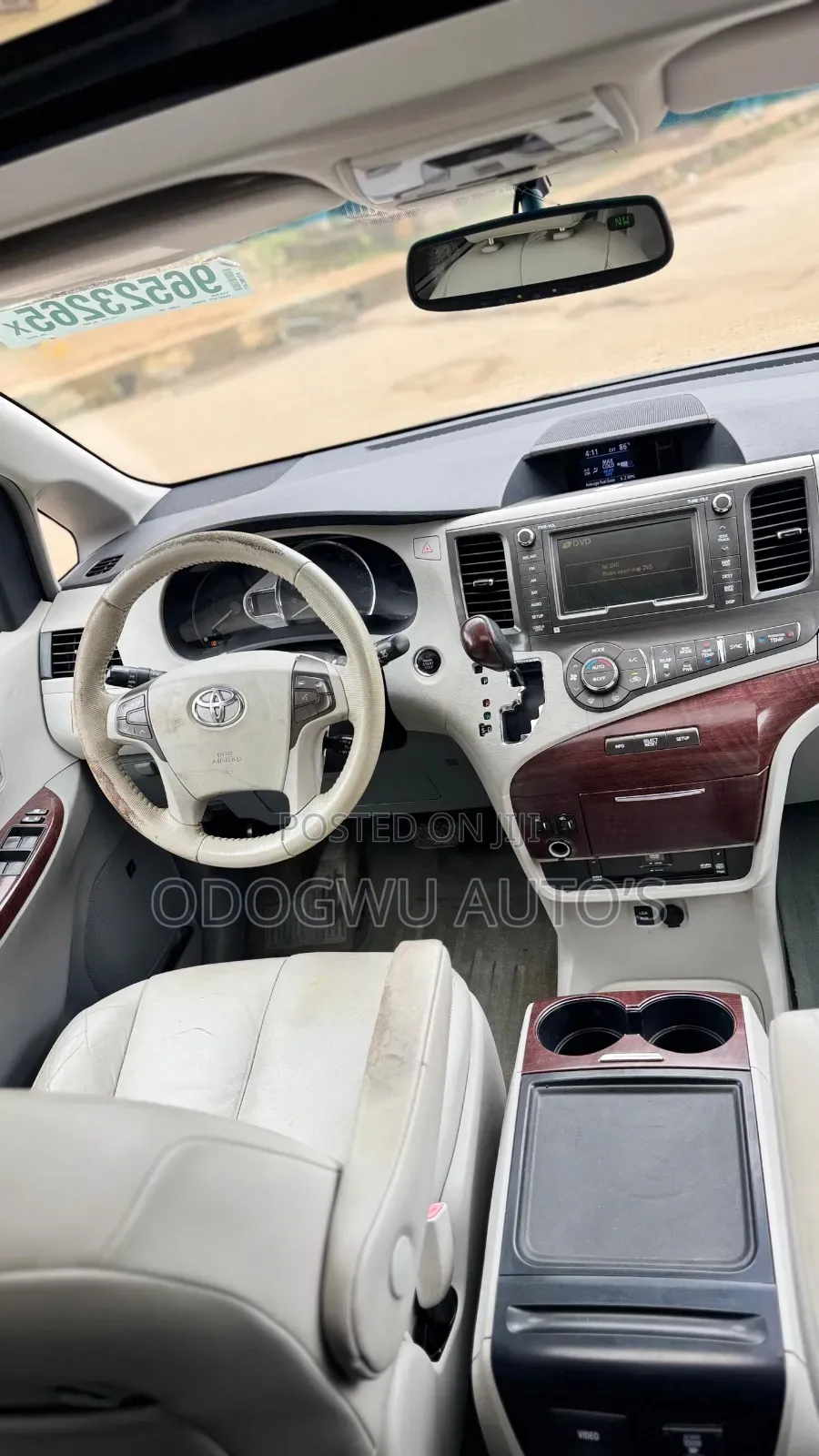 Toyota Sienna XLE FWD 8-Passenger 2013 Blue