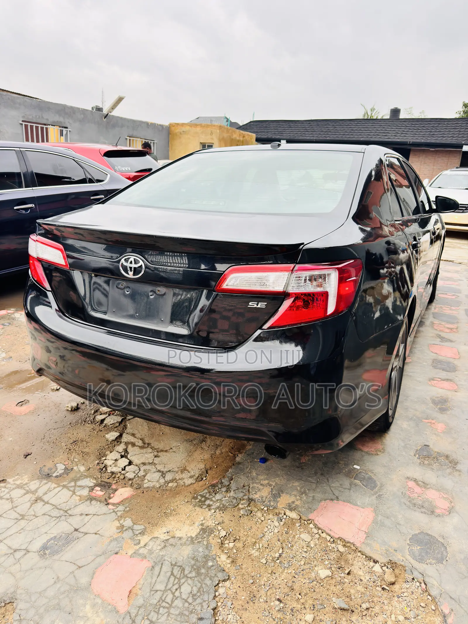 Toyota Camry SE 4dr Sedan (2.5L 4cyl 6A) 2013 Black