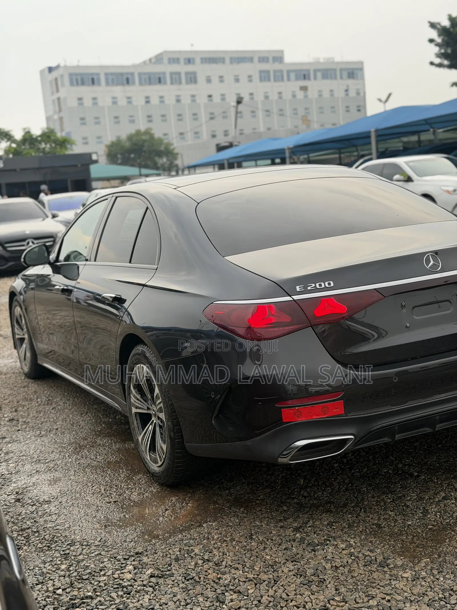 New Mercedes-Benz E200 2025 Black