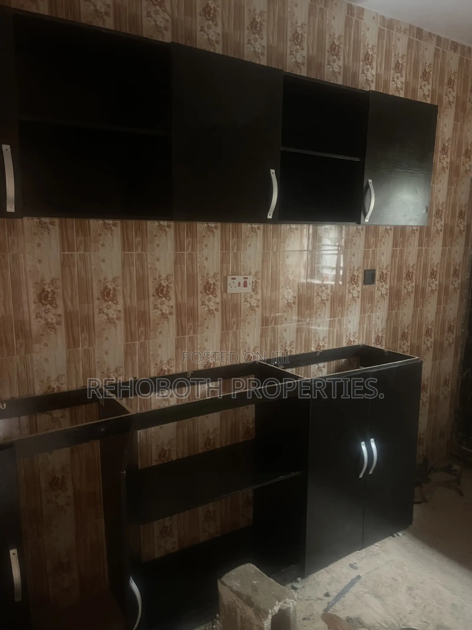 1bdrm Bungalow in Ire Akari Quaters, Akala Express for rent