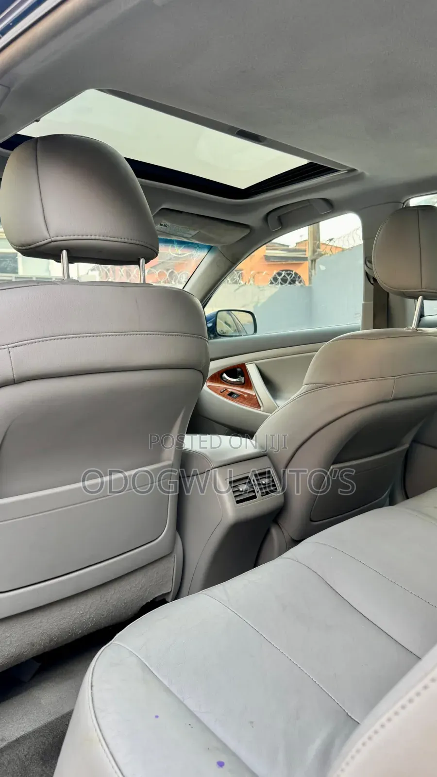 Toyota Camry XLE V6 4dr Sedan (3.5L 6cyl 6AM) 2010 Blue